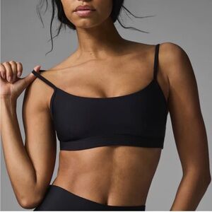 Alo Yoga Airlift Intrigue Bra
